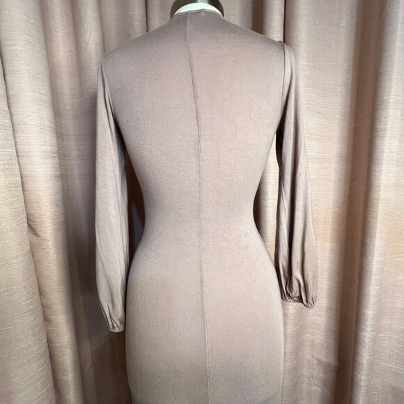 2 Saints Plunging Mauve Size 00/S Sexy Maxi Dress Side Cutouts O-Ring Feminine - Picture 11 of 16